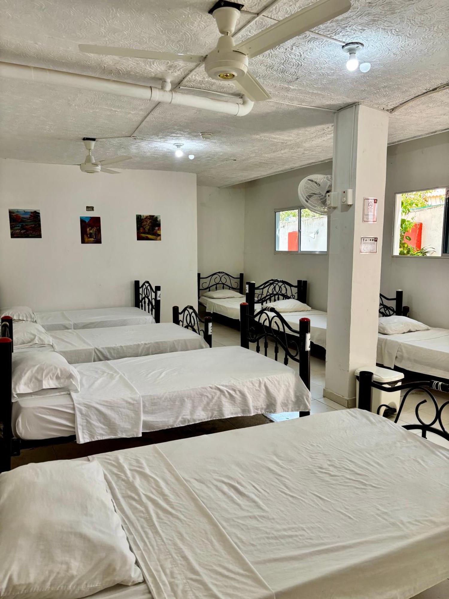 Sierraventura Hostel Taganga Exterior photo